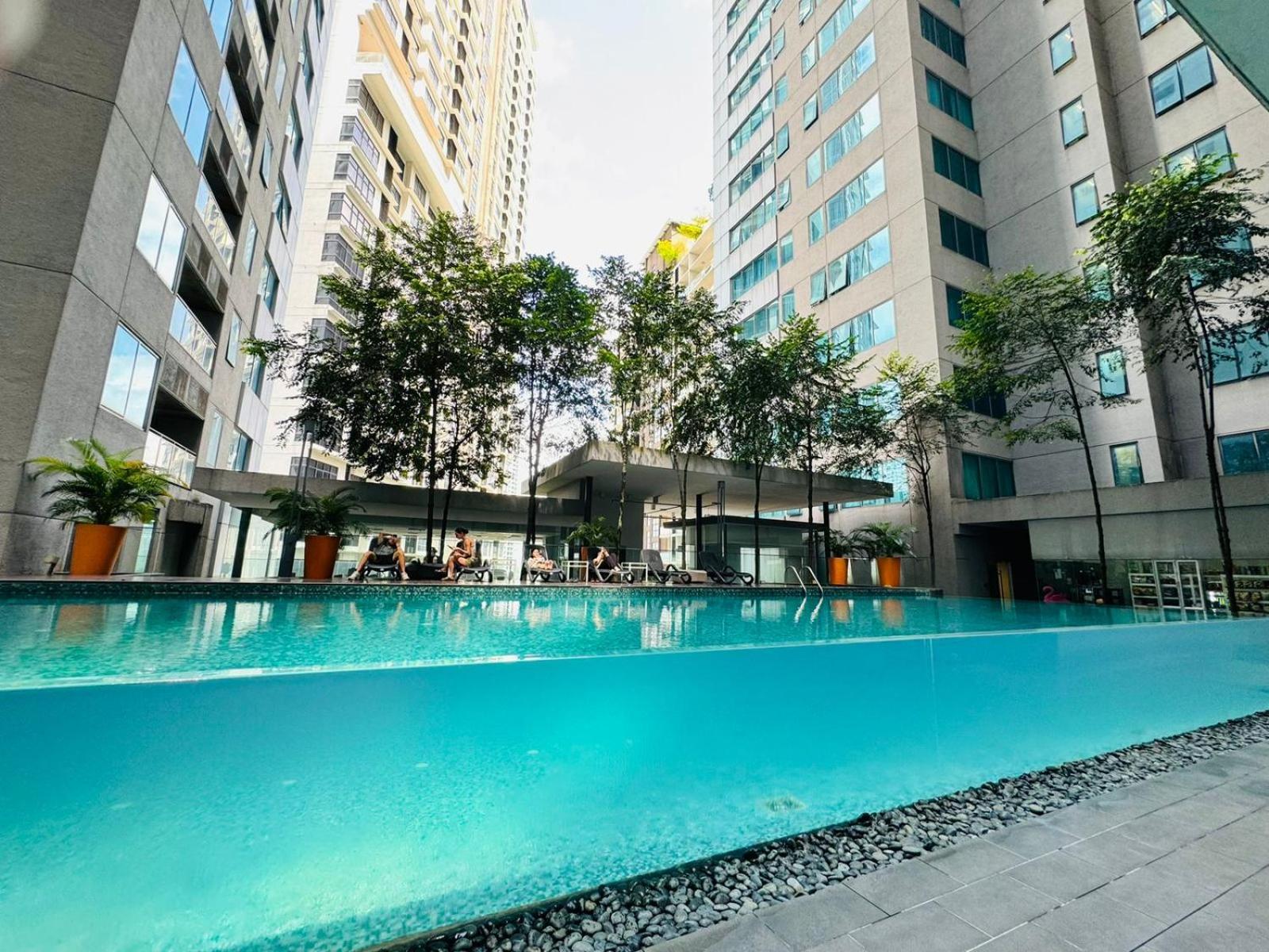Summer Suites Klcc By Homestay กัวลาลัมเปอร์ ภายนอก รูปภาพ