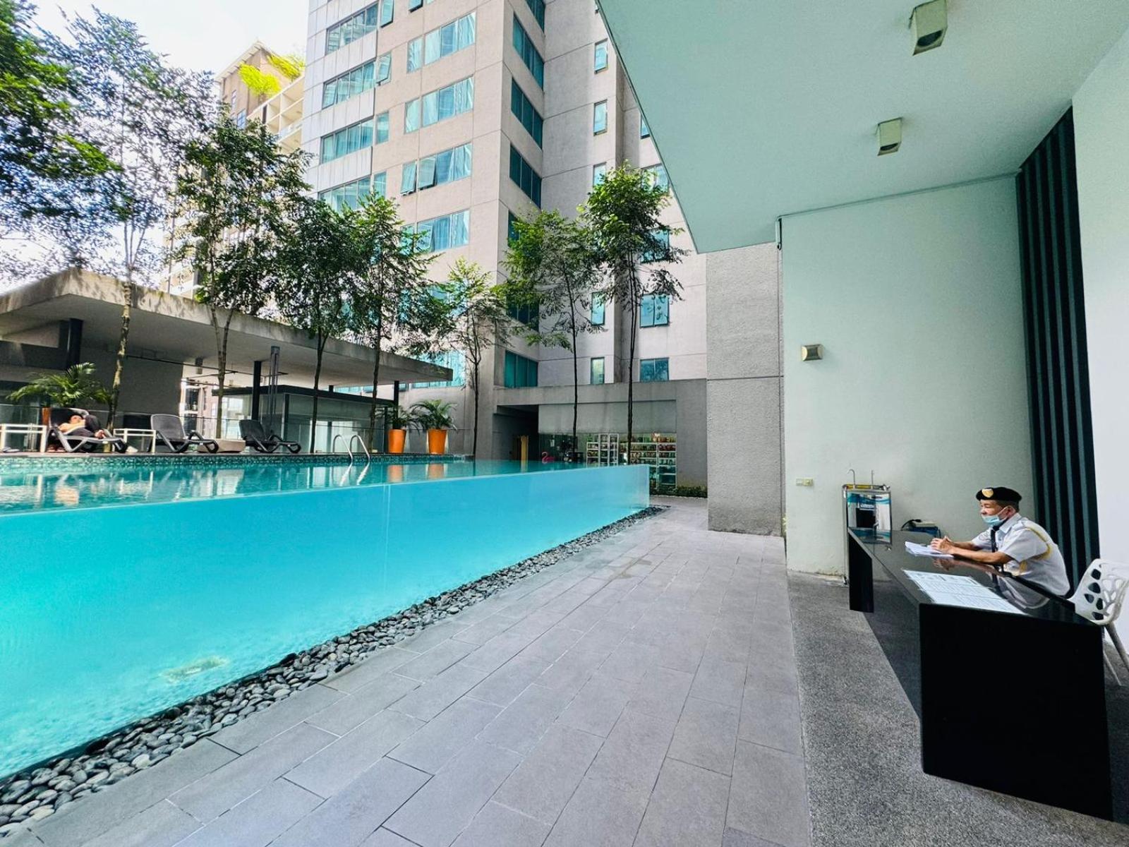 Summer Suites Klcc By Homestay กัวลาลัมเปอร์ ภายนอก รูปภาพ
