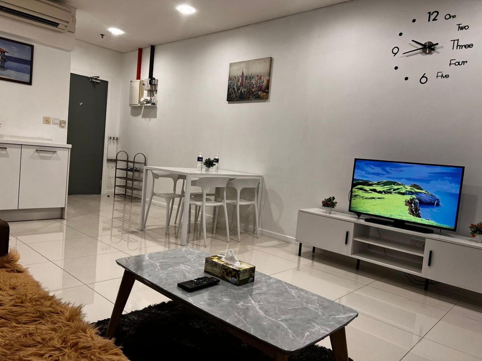 Summer Suites Klcc By Homestay กัวลาลัมเปอร์ ภายนอก รูปภาพ