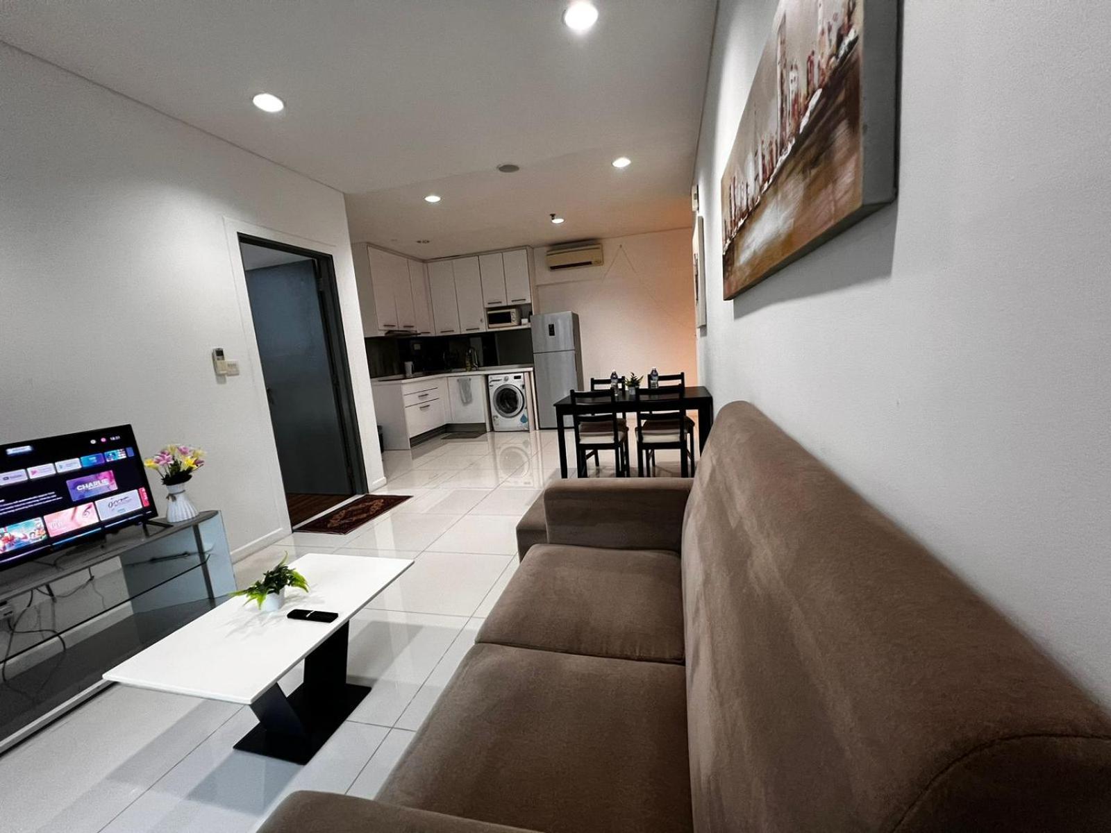 Summer Suites Klcc By Homestay กัวลาลัมเปอร์ ภายนอก รูปภาพ