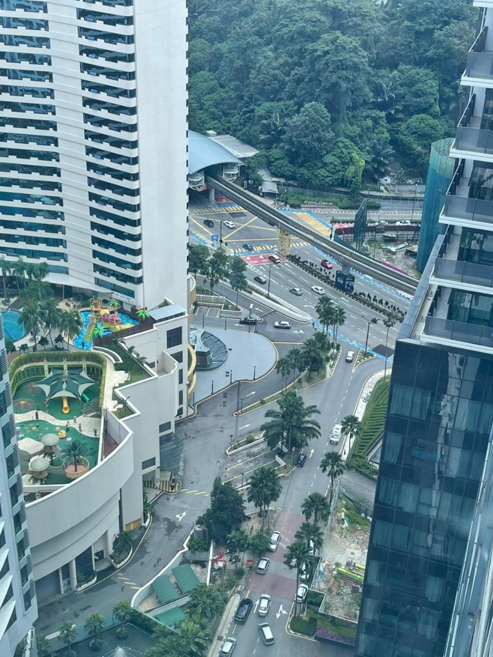 Summer Suites Klcc By Homestay กัวลาลัมเปอร์ ภายนอก รูปภาพ